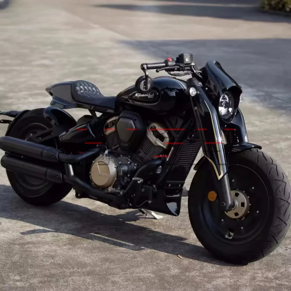 Cache-phare avant type “pig head”